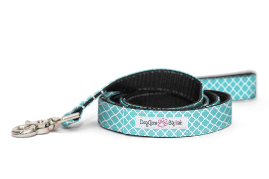 Teal Trefoil Flower Dog Leash